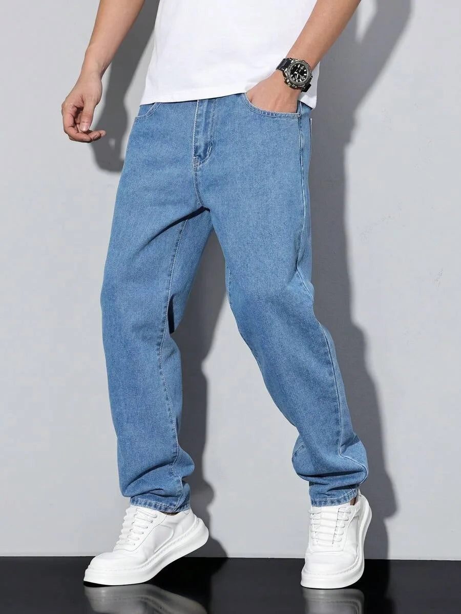 Men's straight-leg skinny jeans, straight and simple design, suitable for daily wear in all seasons