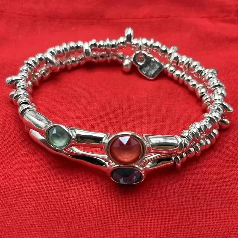 New best-selling fashionable geometric bracelet with interlocking rings, ladies' commemorative day gift bag