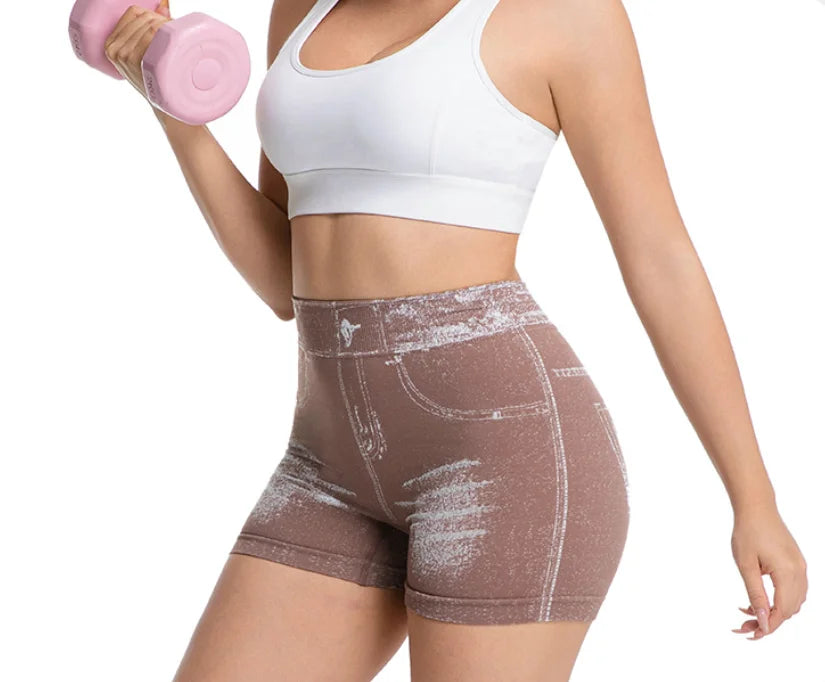 Jeans-like seamless yoga shorts with a V-shaped back, designed to enhance the posterior and provide quick-drying, form-fitting r