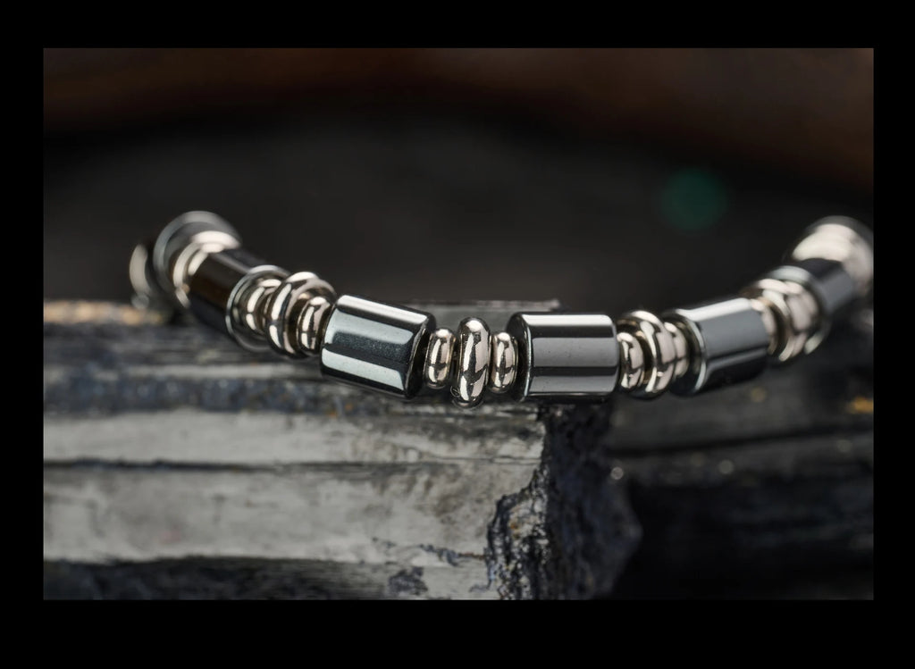 Men's Hematite Bracelet: Retro Chic, Minimalist Design, Cuban Chain Link, Niche Luxury Accessory.