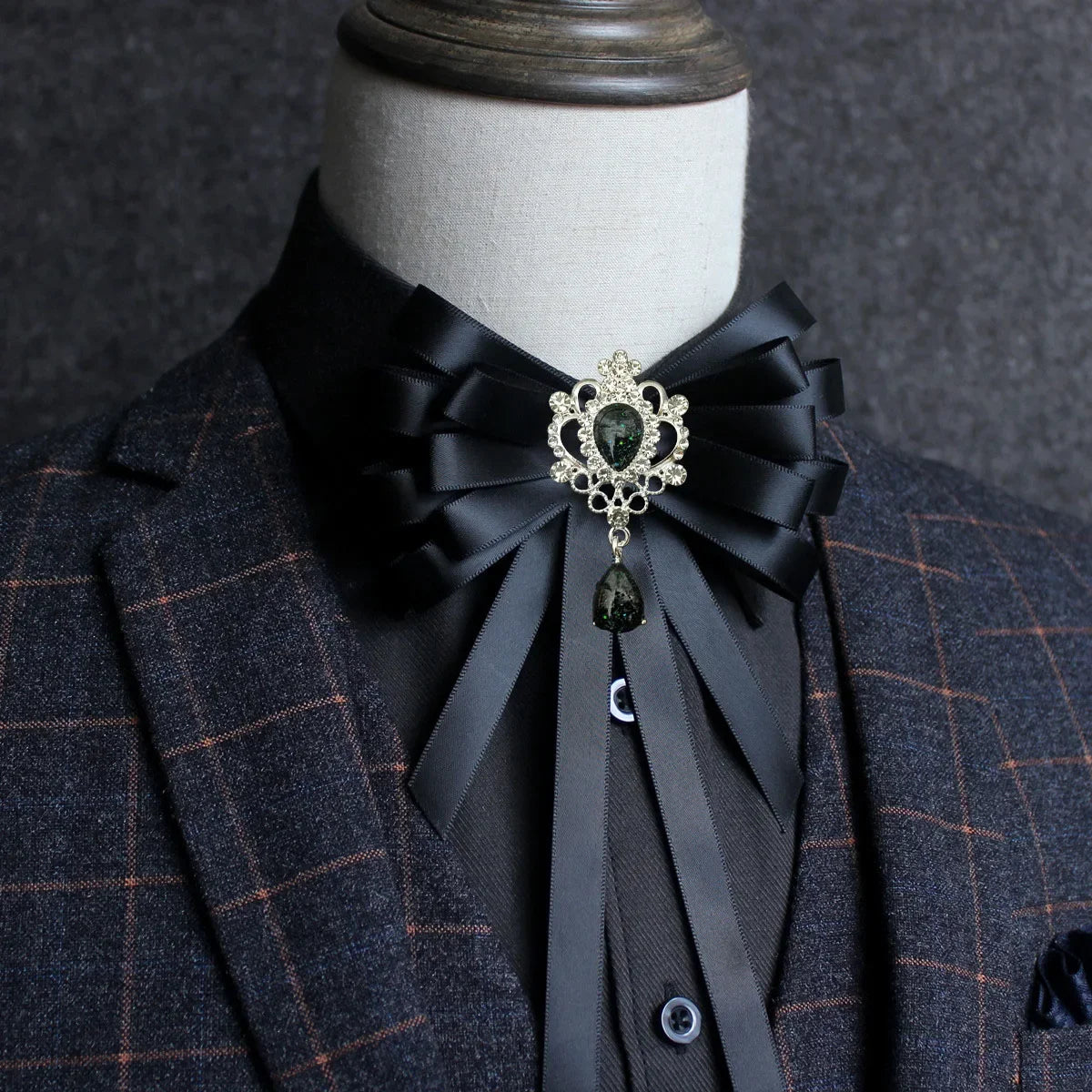 Bow Tie for British Men Women's Casual Suit Handmade Jewelry Gift Rhinestone Bowtie Korean College Style Shirt Collar Flower Pin