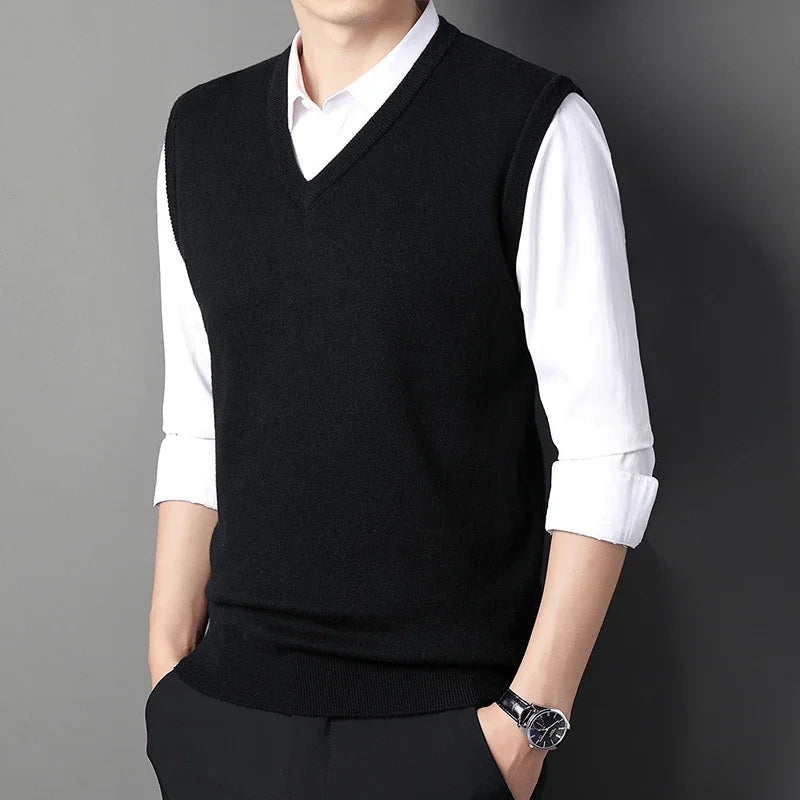 Men's Solid Color Sweater Vest Casual Fashion Warm Top for All Seasons Comfortable Breathable Layering Essential
