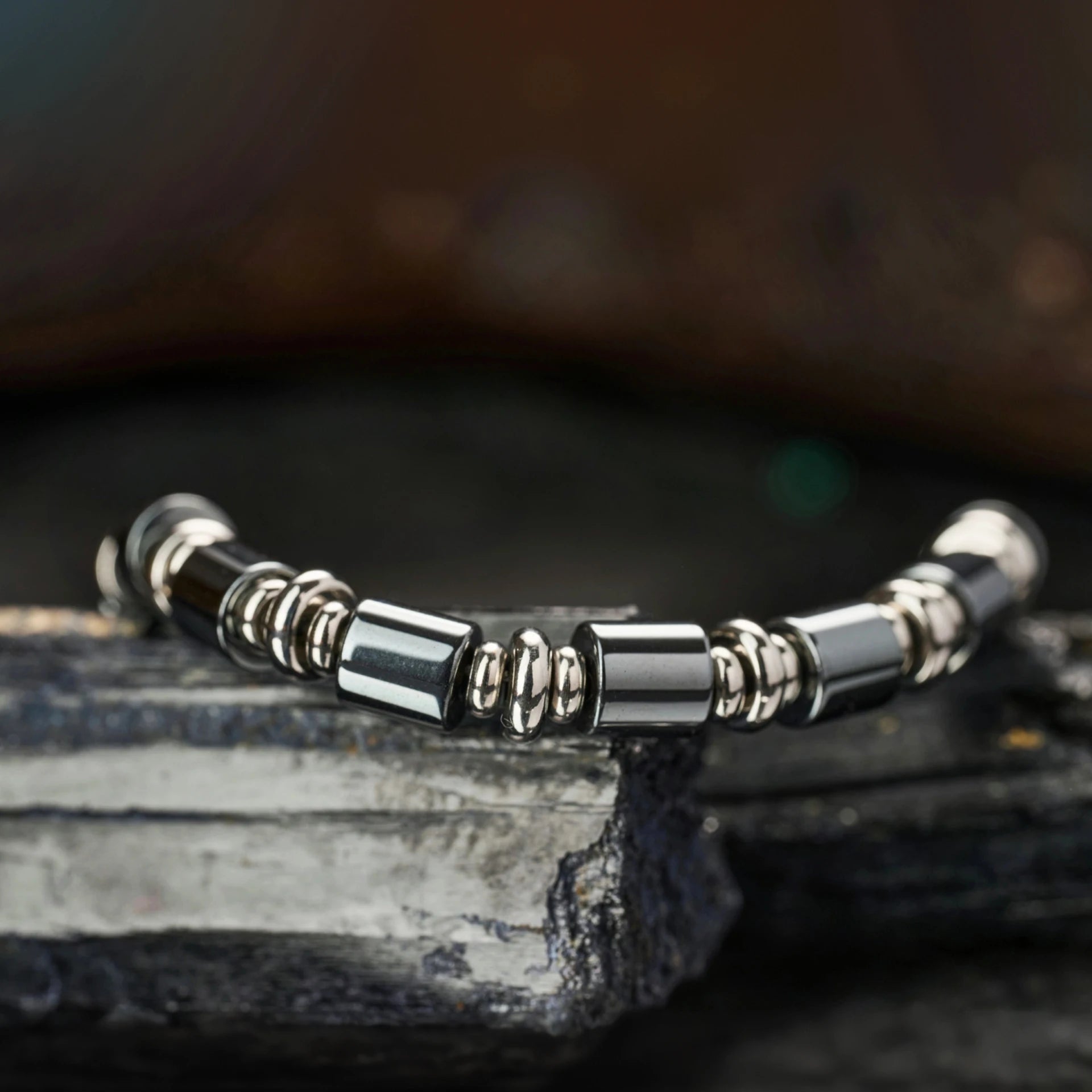 Men's Hematite Bracelet: Retro Chic, Minimalist Design, Cuban Chain Link, Niche Luxury Accessory.