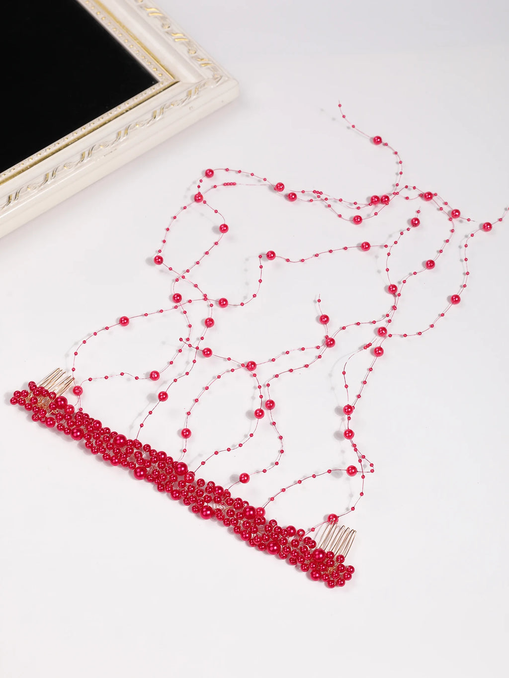 European and American Bridal New Hair Accessories, Handmade Pearl Headpieces, Tassel Combs, Wavy Hairbands, Flower Wreaths, Wedding Hair Combs, Accessories