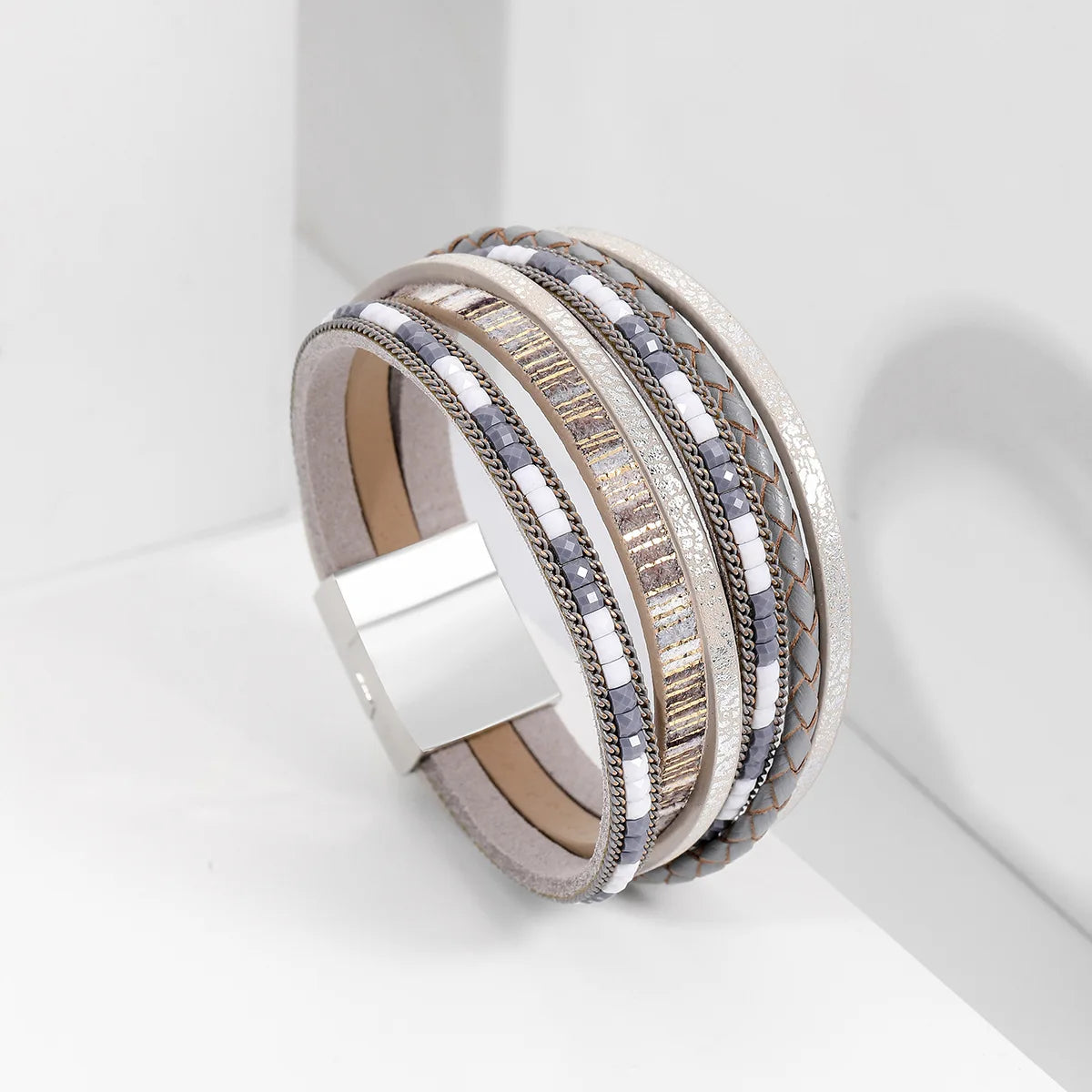 Bohemian Bracelet Hand-Woven Leather Bracelet Alloy Magnetic Clasp for Women Fashion Bracelet Women's Aesthetic Jewelry